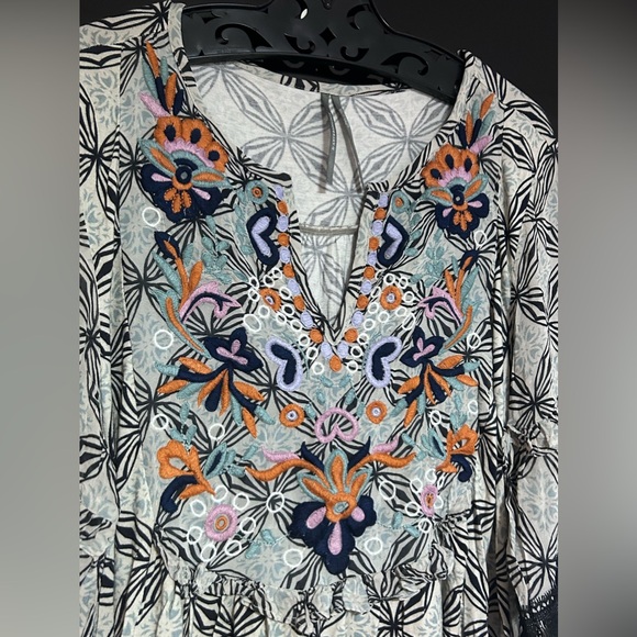 Anthropologie | Terri Embroidered Top Ruffles Lace Blouse Medium - Picture 4 of 9